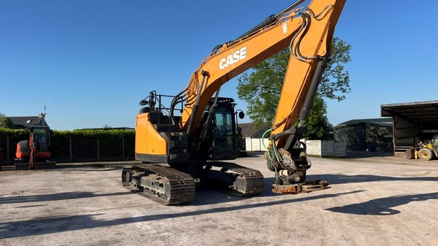 2021 CASE CX245D 4 4